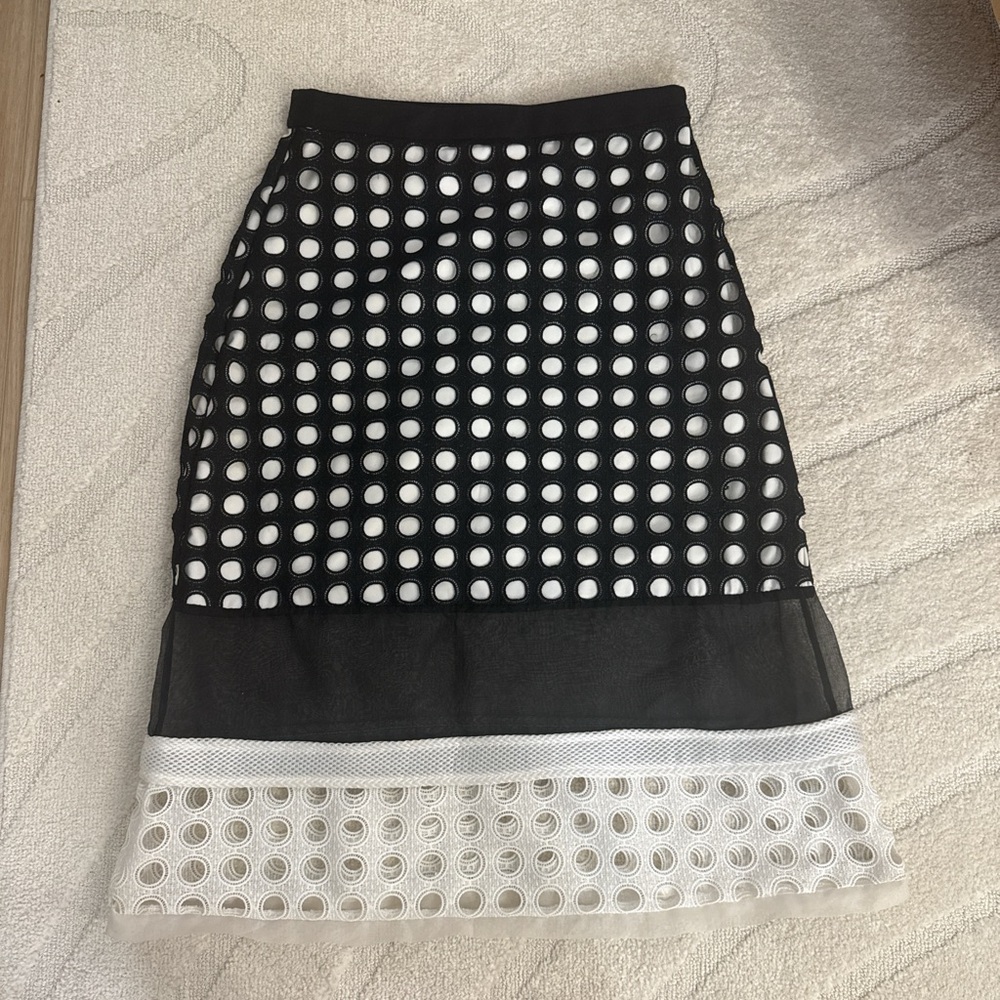 Alexis Black and White Circle Pattern Pencil Skirt